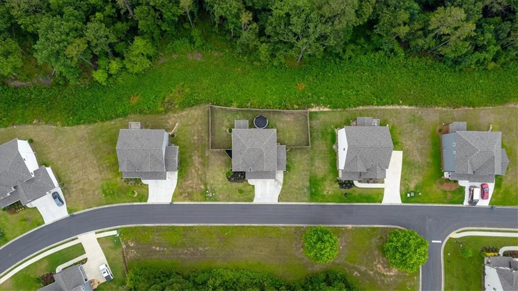 19 Ridgeline Way W