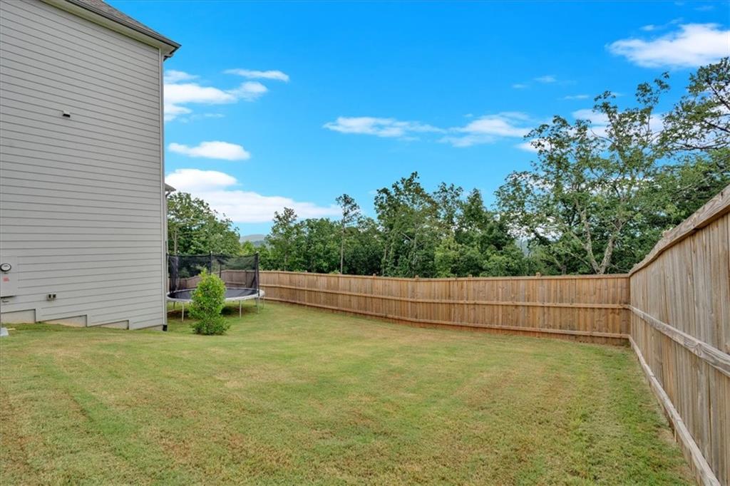 19 Ridgeline Way W
