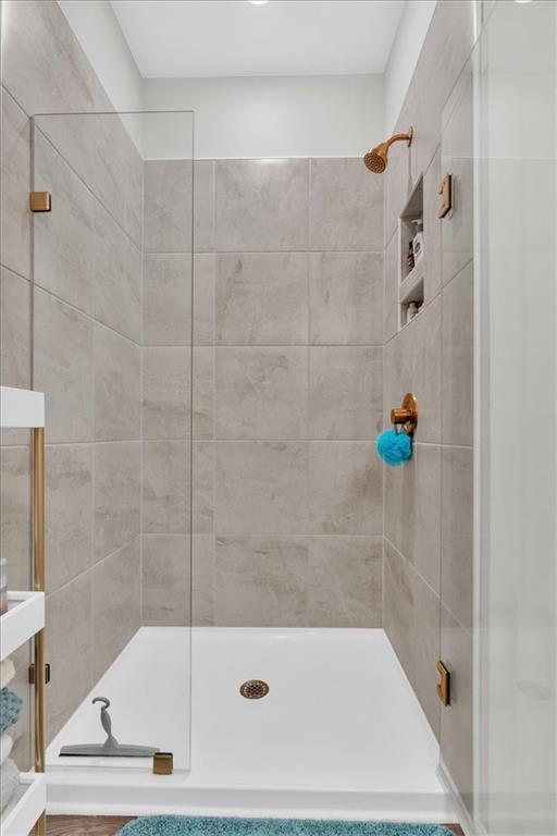 19 Ridgeline Way W
