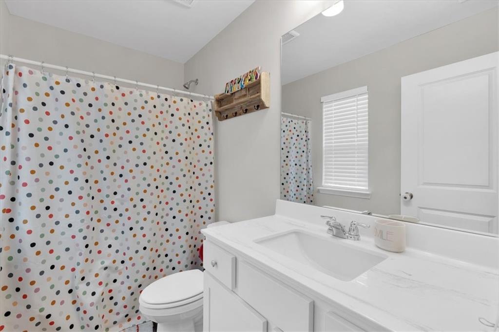 19 Ridgeline Way W