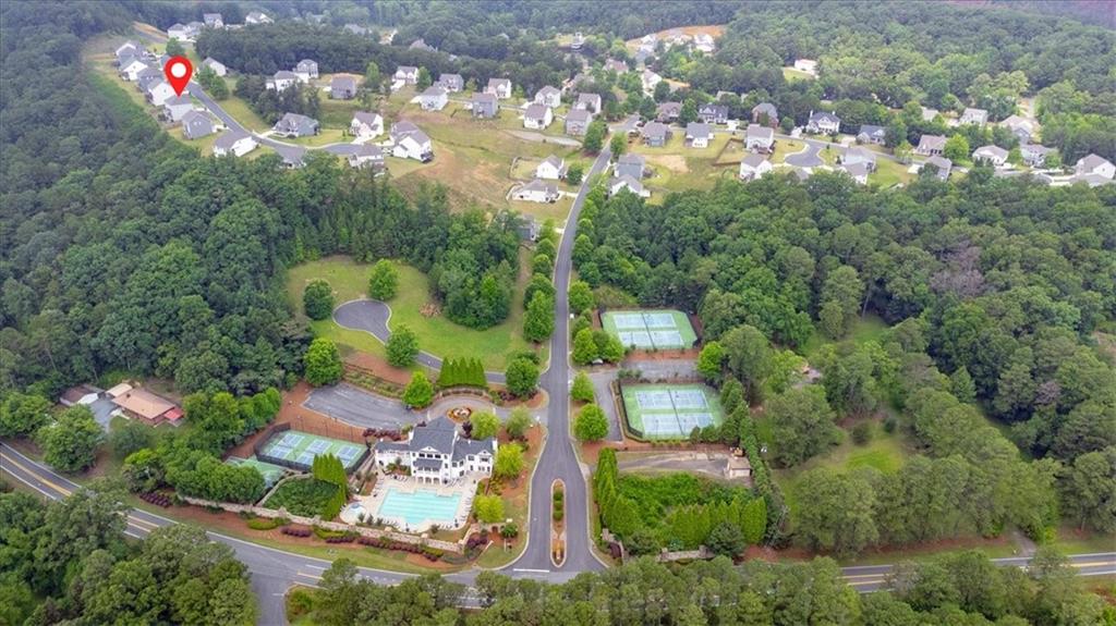 19 Ridgeline Way W