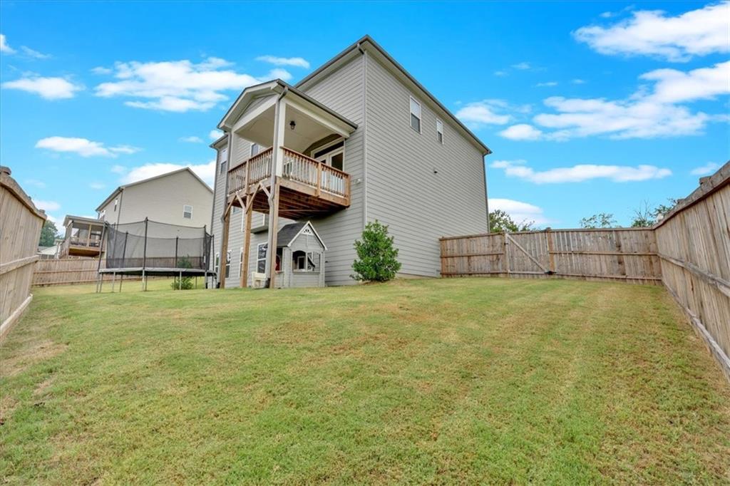 19 Ridgeline Way W