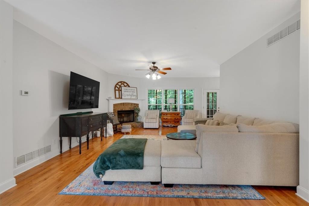 280 Shockley Way