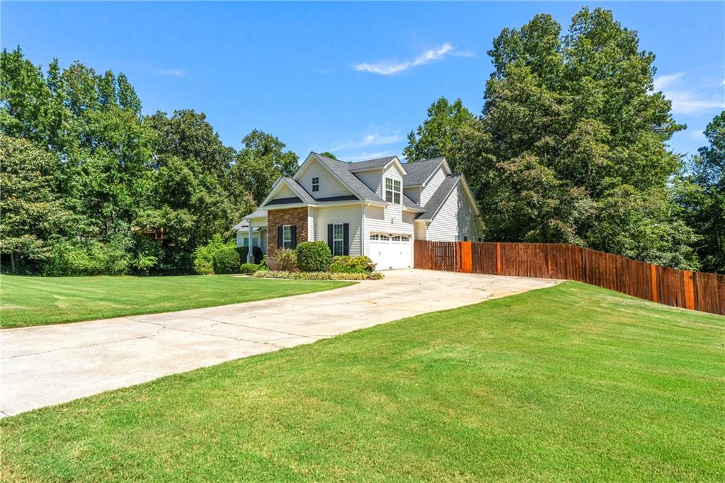 7312 Strickland Manor Way