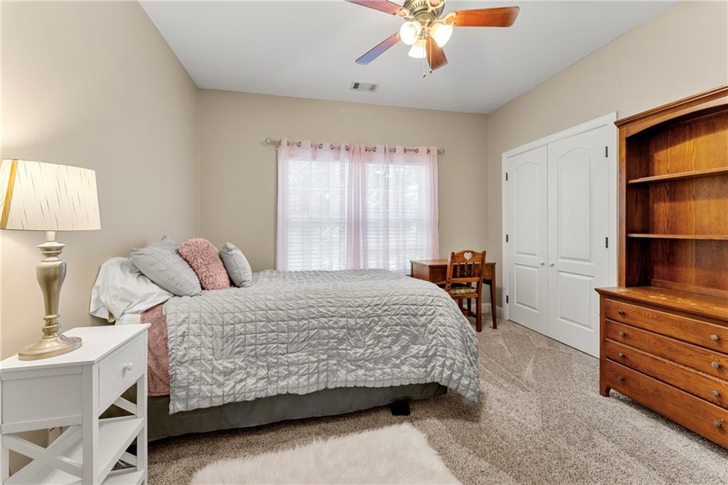 7312 Strickland Manor Way