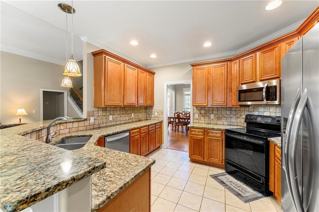 7312 Strickland Manor Way