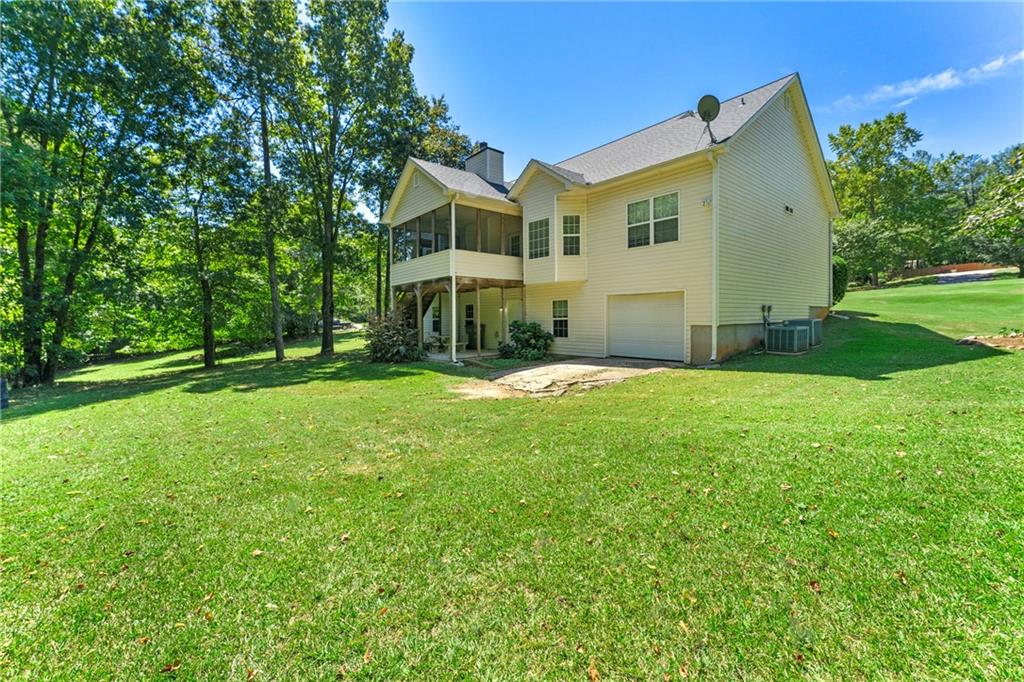 7312 Strickland Manor Way