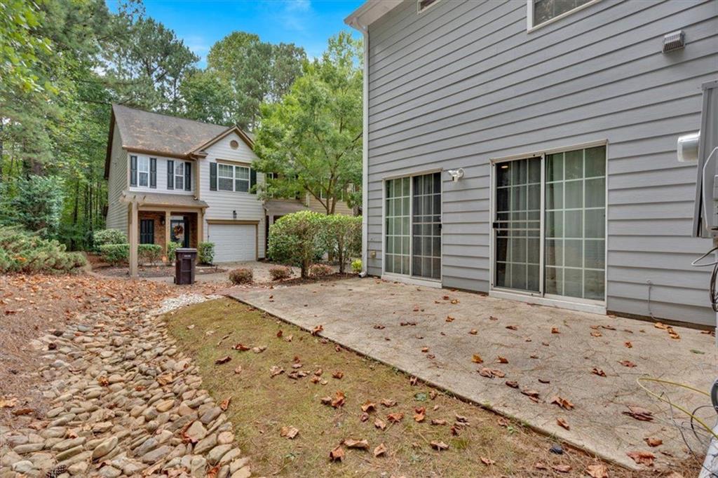 3325 Thornbridge Drive