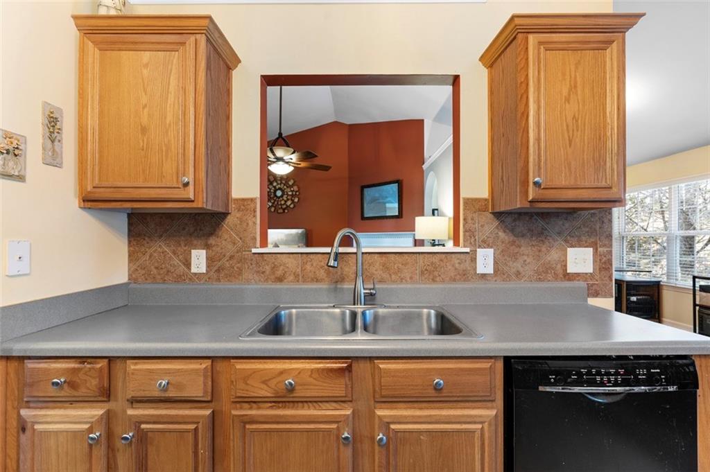 6728 Carriage Walk Lane
