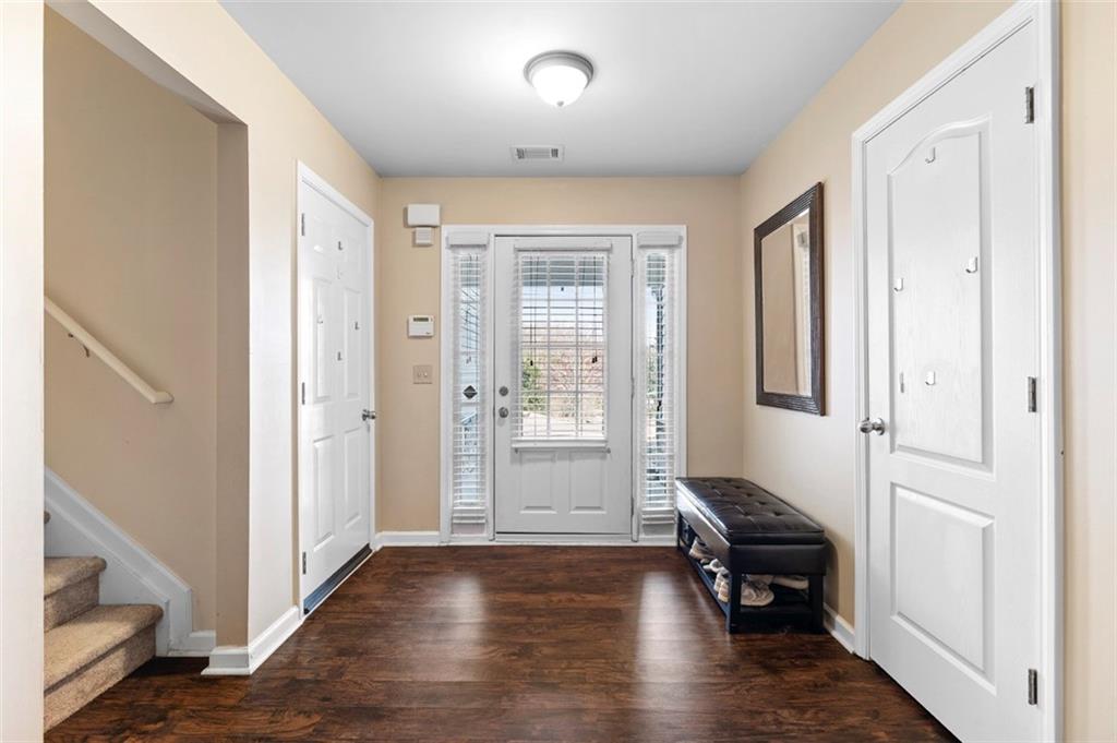 6728 Carriage Walk Lane