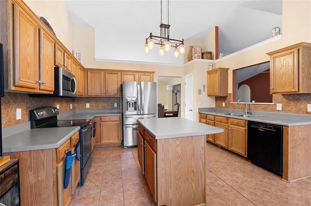 6728 Carriage Walk Lane