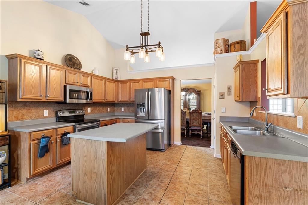 6728 Carriage Walk Lane