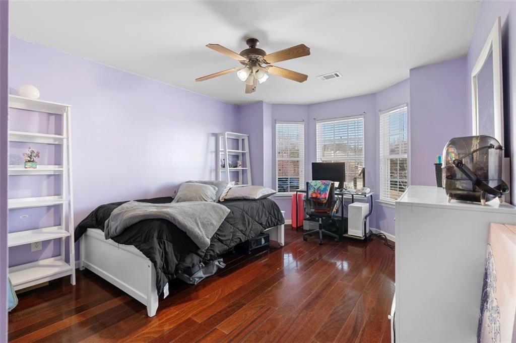 6728 Carriage Walk Lane
