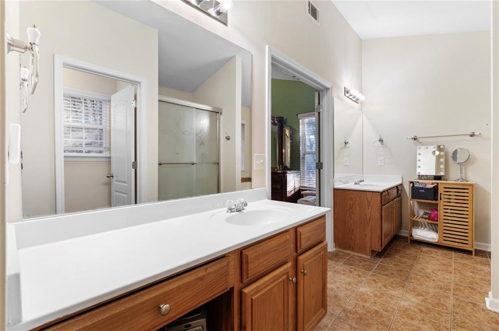 6728 Carriage Walk Lane