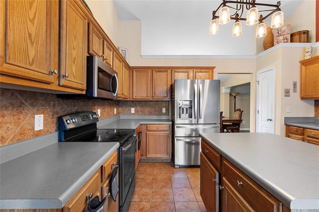6728 Carriage Walk Lane
