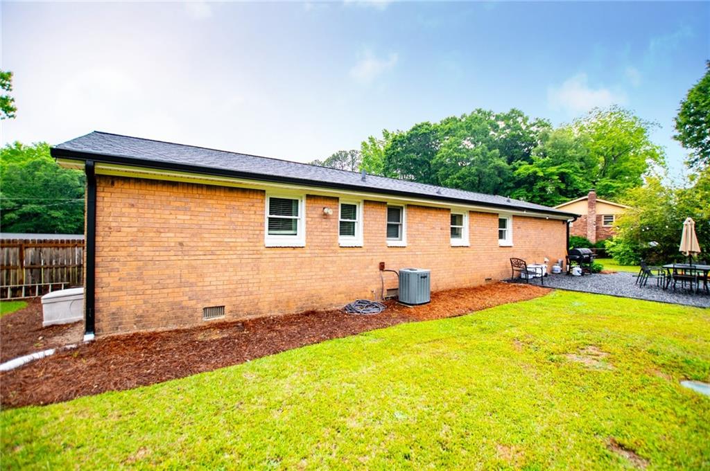 4529 Lakeview Drive