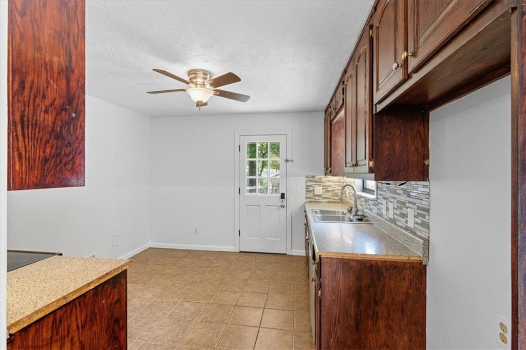6894 Villa Rica Highway