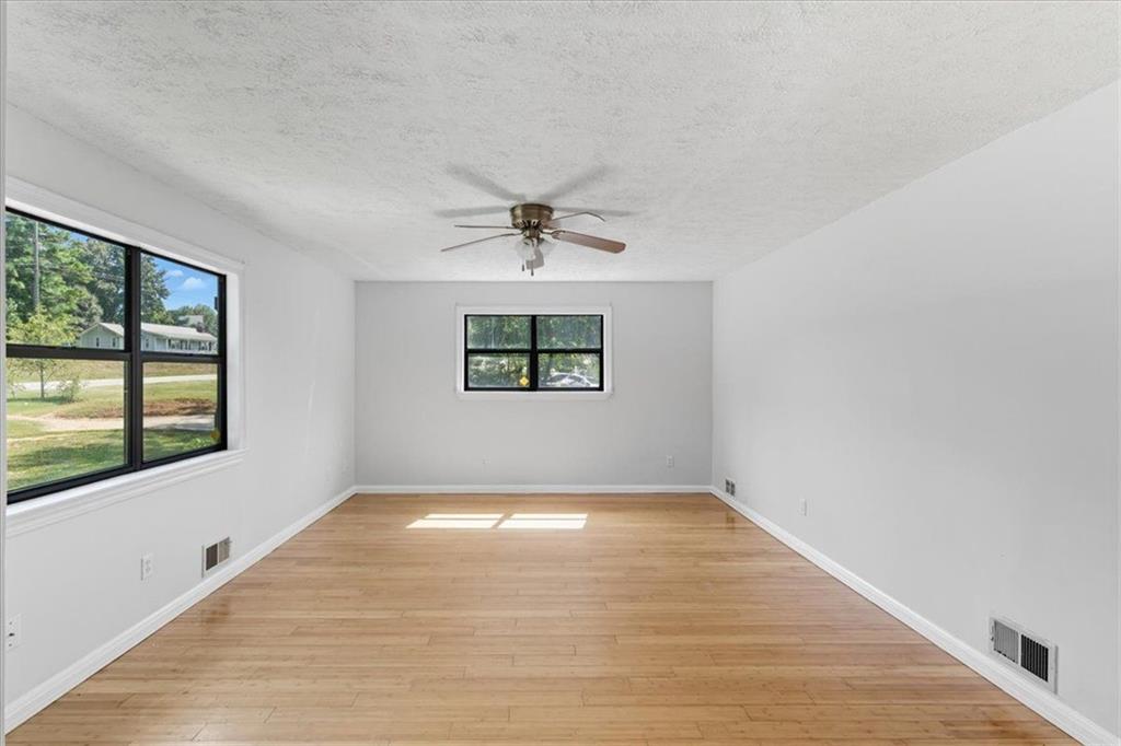 6894 Villa Rica Highway