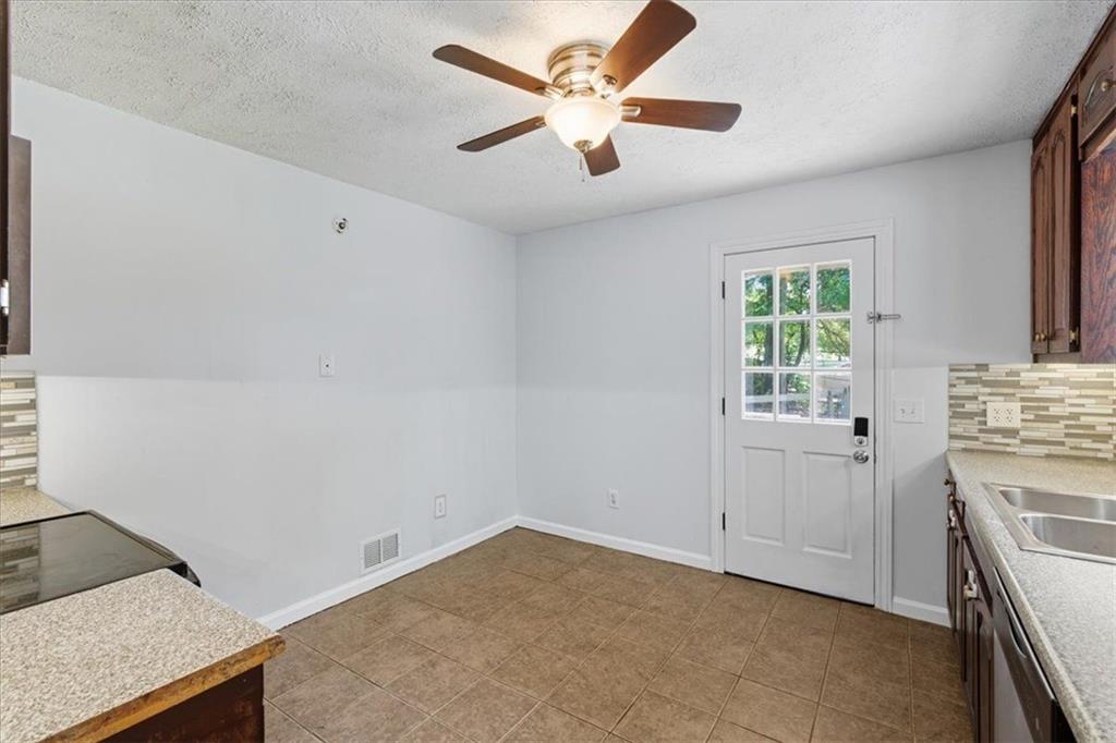 6894 Villa Rica Highway