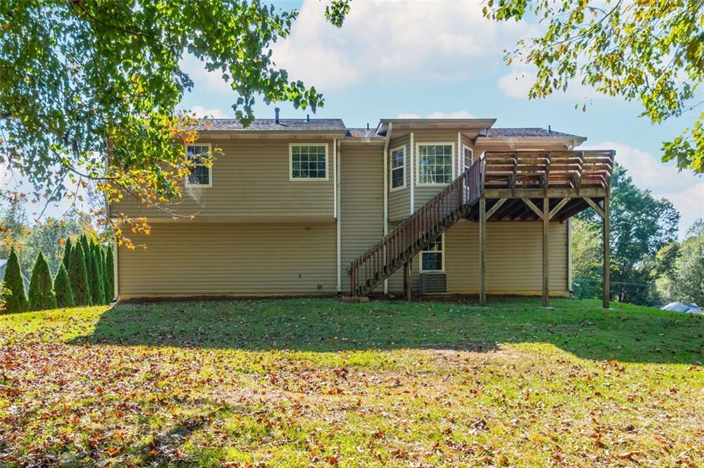 160 SUMMER LAKE Drive