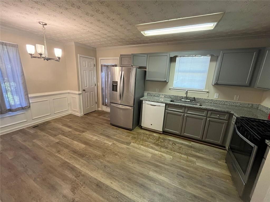121 Brooke Drive