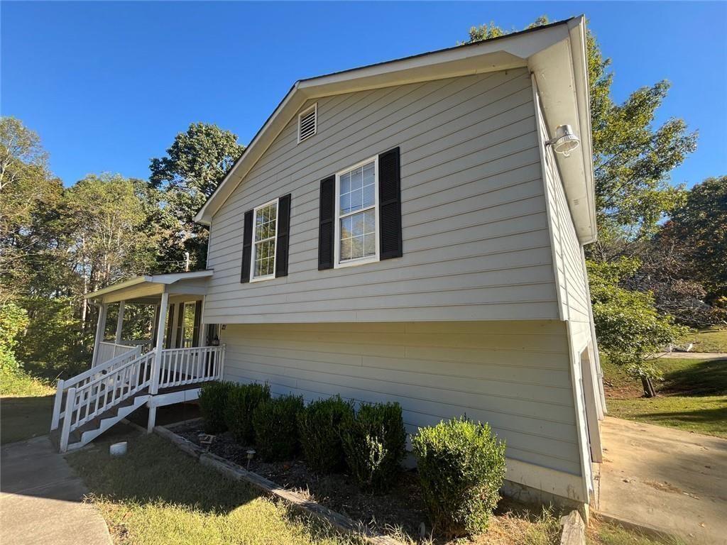 121 Brooke Drive