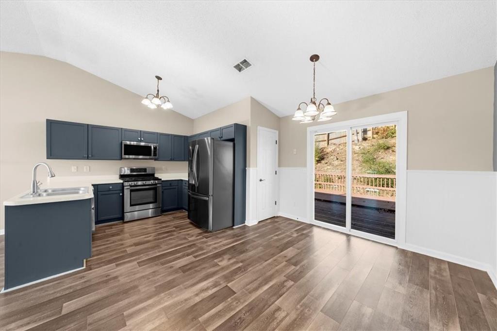 203 Bainbridge Way