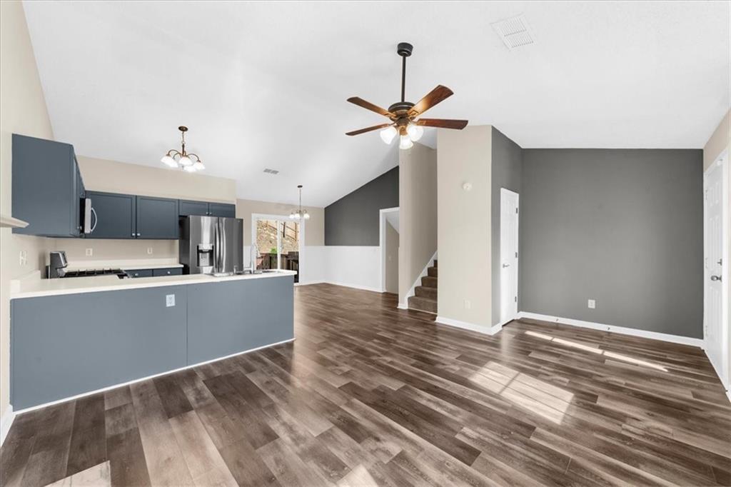 203 Bainbridge Way