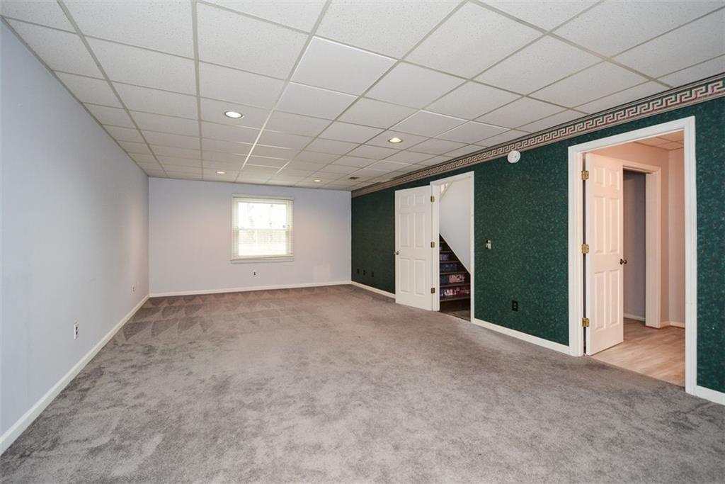 198 Hunters Ridge