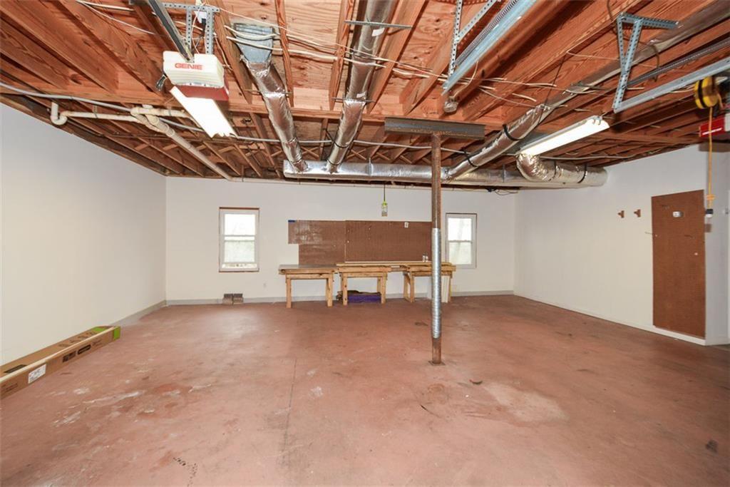 198 Hunters Ridge