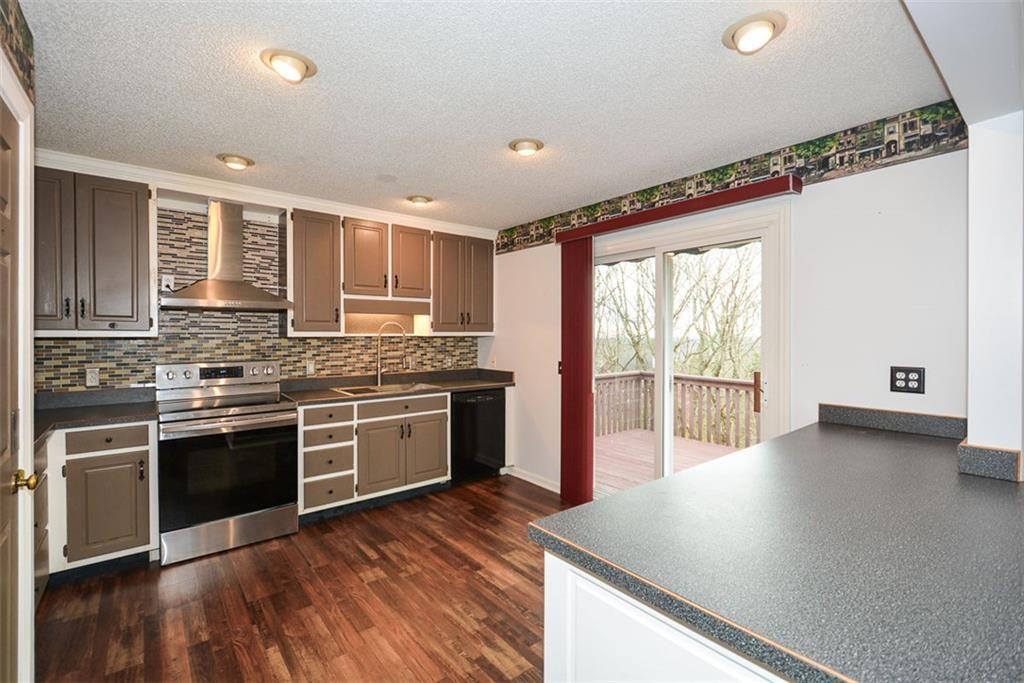 198 Hunters Ridge