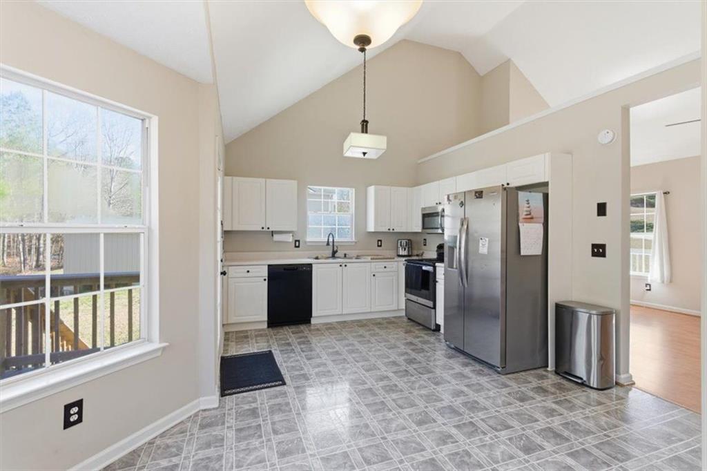 304 Diamond Court