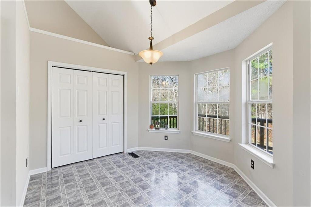 304 Diamond Court