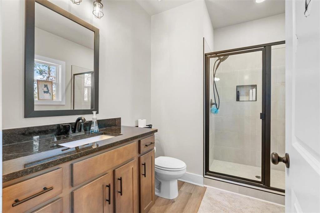 2522 Honeysuckle Lane