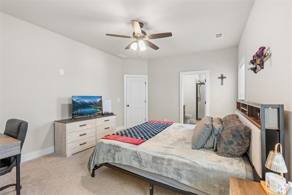 2522 Honeysuckle Lane