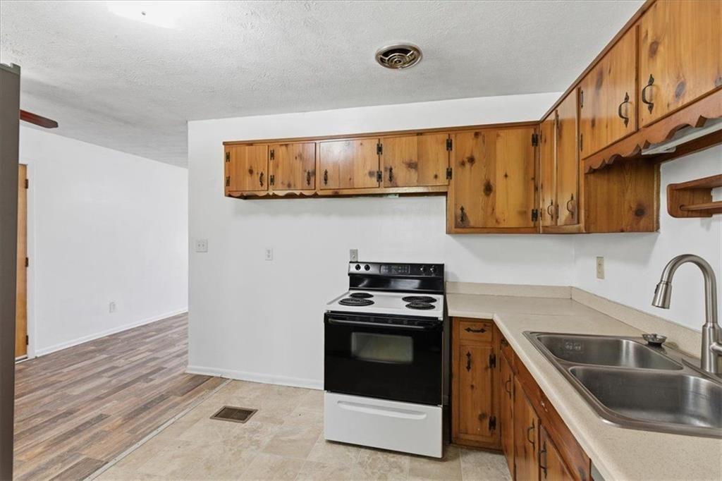 2614 Spring Drive