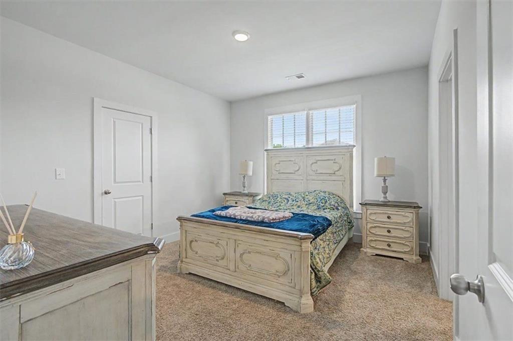 210 Manchester Lane