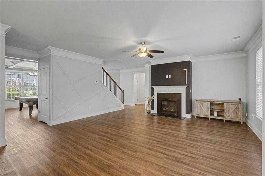 210 Manchester Lane
