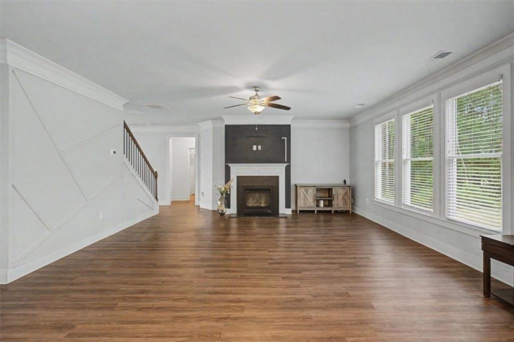 210 Manchester Lane