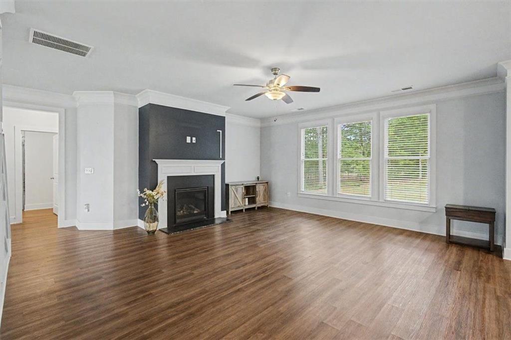 210 Manchester Lane