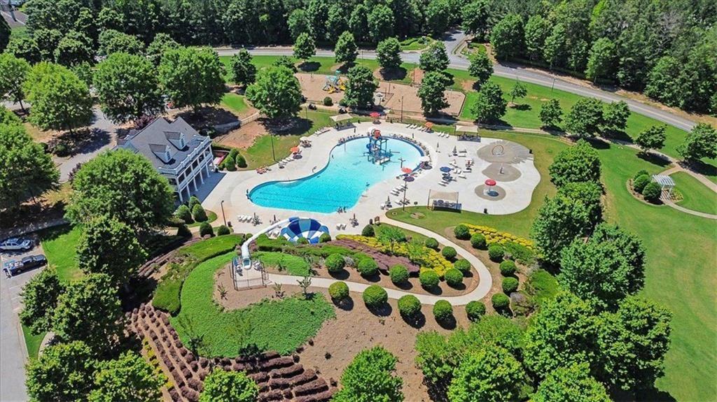 210 Manchester Lane