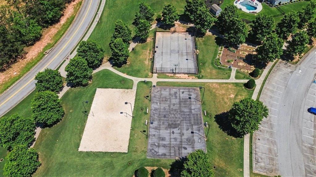 210 Manchester Lane