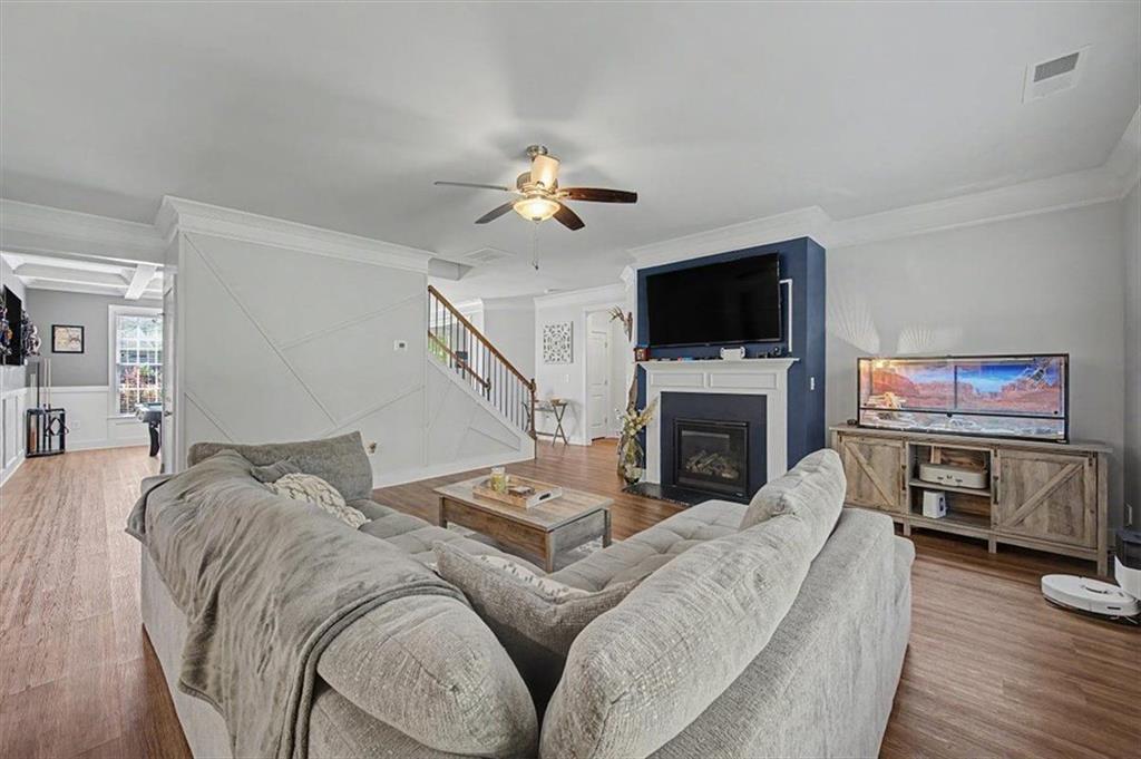 210 Manchester Lane