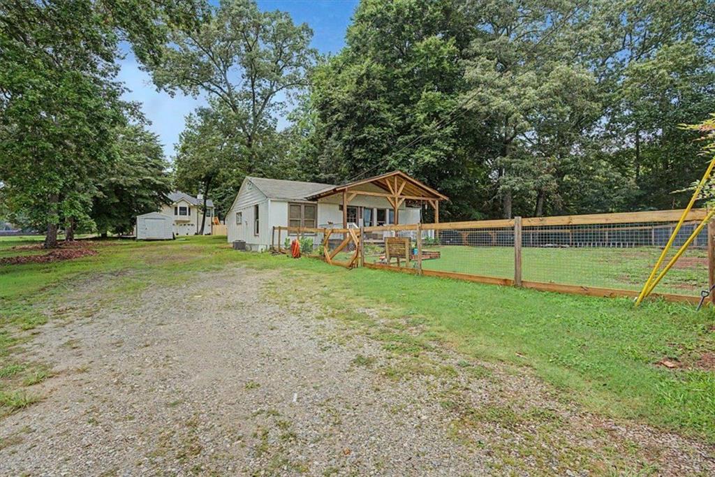 2760 New Macland Road