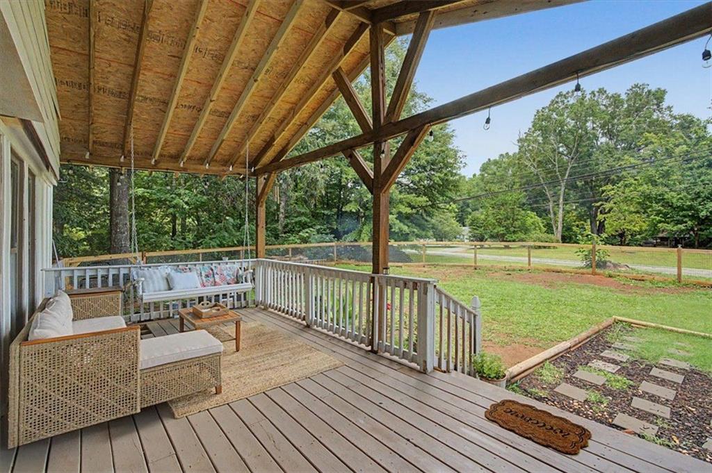 2760 New Macland Road