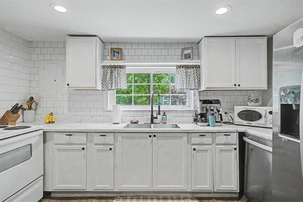 2760 New Macland Road