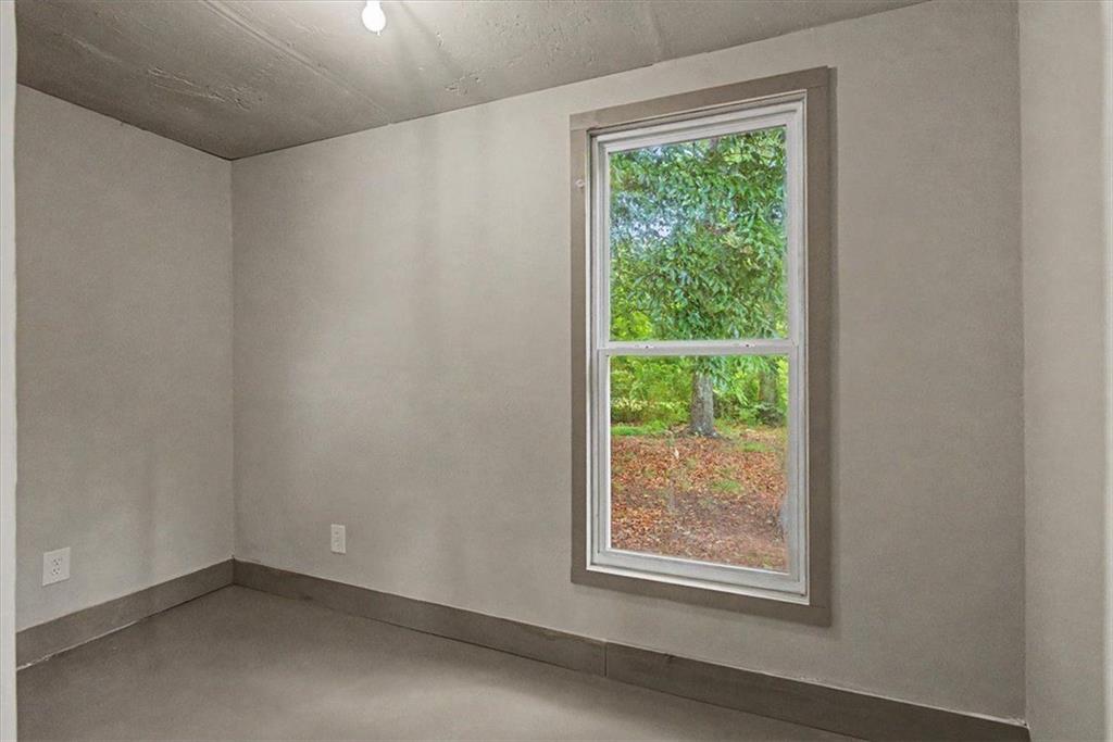 2760 New Macland Road