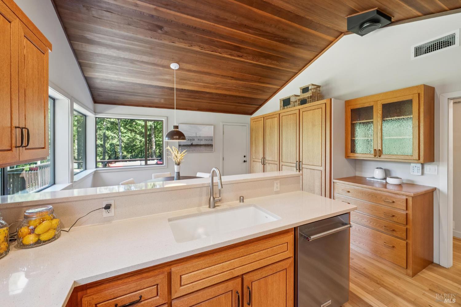 2975 Joy Road