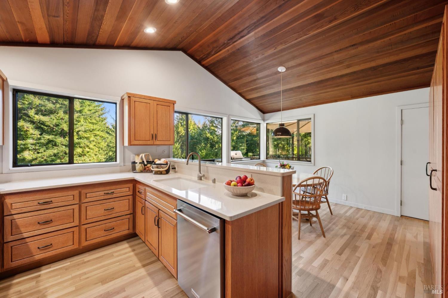 2975 Joy Road