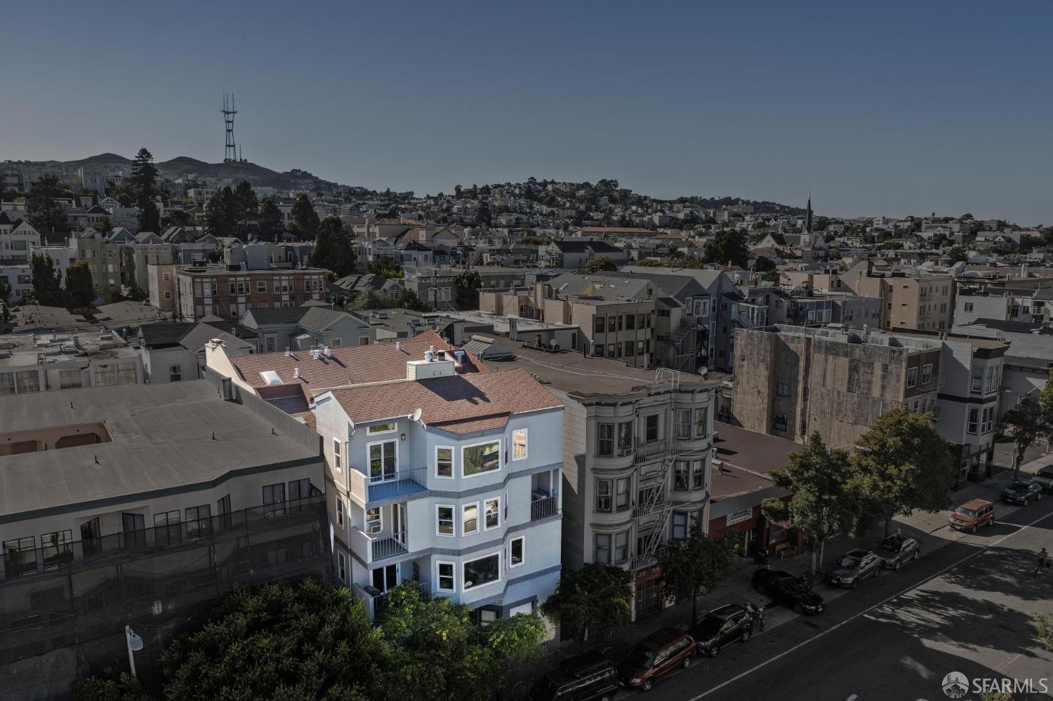 1370 Valencia Street # 1